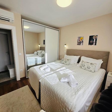 Apartments Luana With Private Jacuzzi ซาดาร์ ภายนอก รูปภาพ