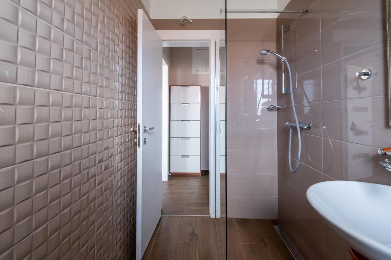 Apartments Luana With Private Jacuzzi ซาดาร์ ภายนอก รูปภาพ