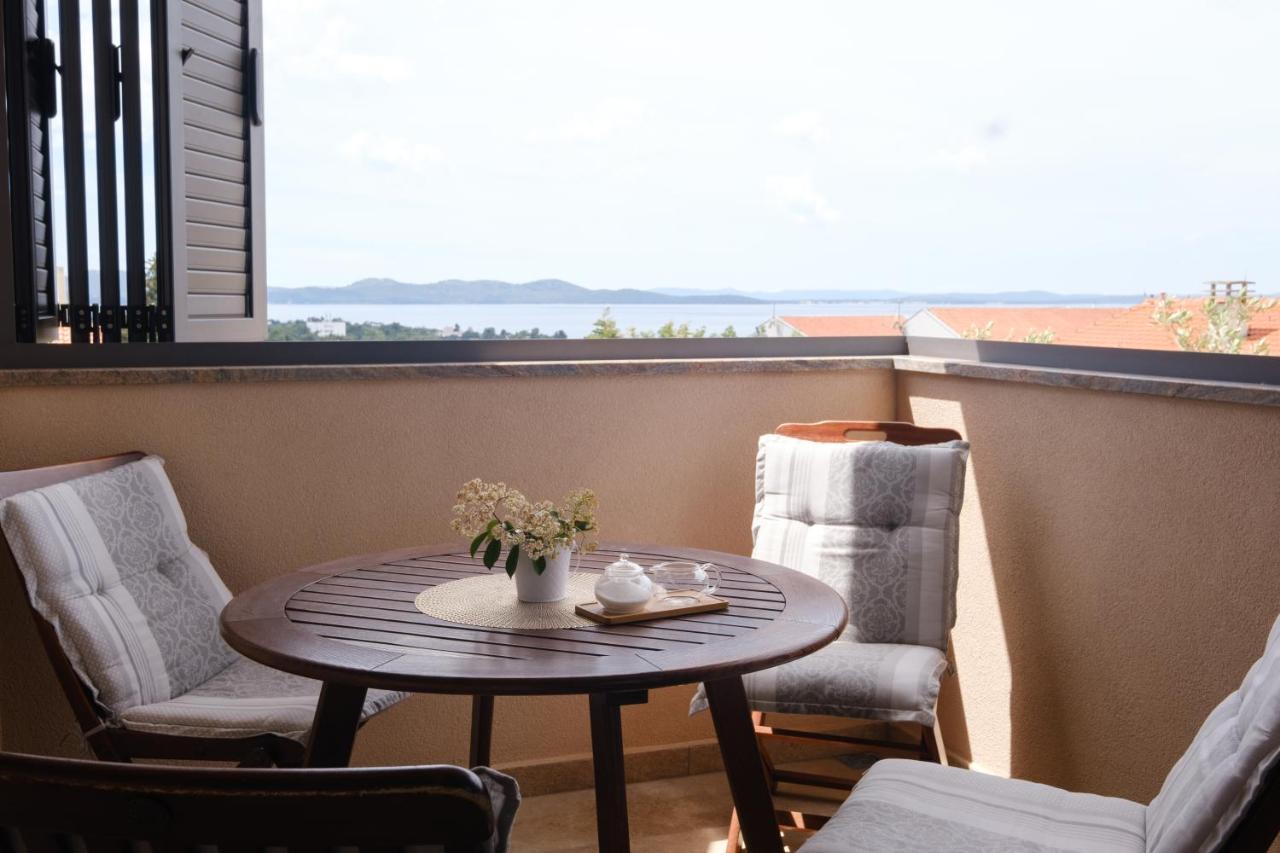 Apartments Luana With Private Jacuzzi ซาดาร์ ภายนอก รูปภาพ