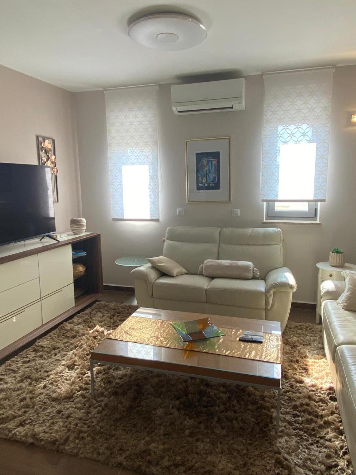 Apartments Luana With Private Jacuzzi ซาดาร์ ภายนอก รูปภาพ