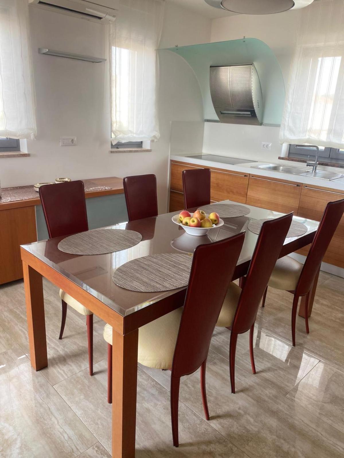 Apartments Luana With Private Jacuzzi ซาดาร์ ภายนอก รูปภาพ
