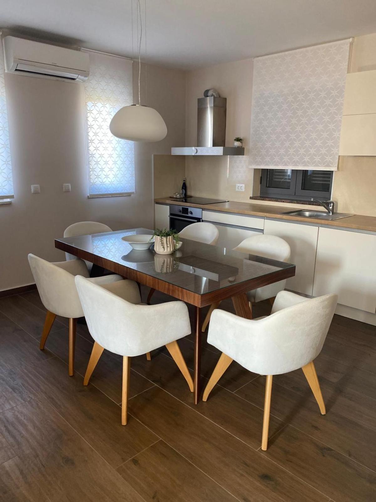 Apartments Luana With Private Jacuzzi ซาดาร์ ภายนอก รูปภาพ